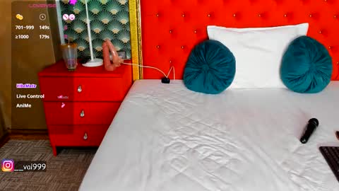 Valerie Val V online show from 09/15/25, 08:42