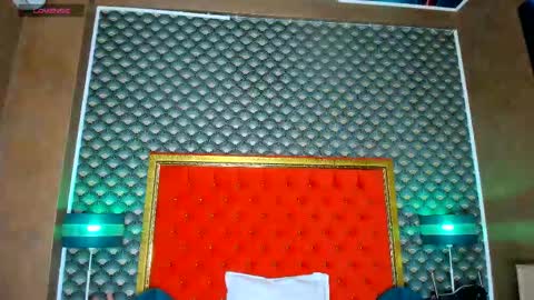 Valerie Val V online show from 04/19/26, 12:15