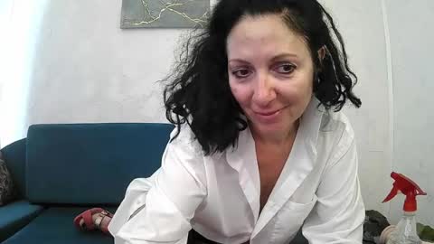 Snapshot of valleriwind chatting on 07/20/26, 10:39 ValleriWind online show from 07/20/26, 10:39
