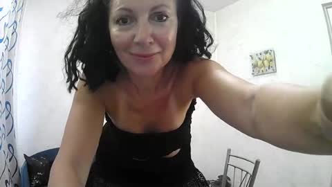 Snapshot of valleriwind chatting on 07/22/26, 02:03 ValleriWind online show from 07/22/26, 02:03