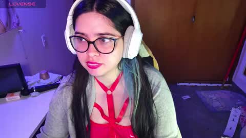 Im Violet online show from 12/24/24, 05:16