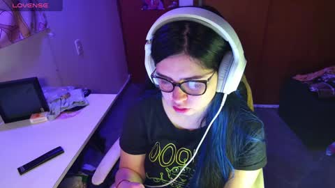 Im Violet online show from 01/01/25, 12:11