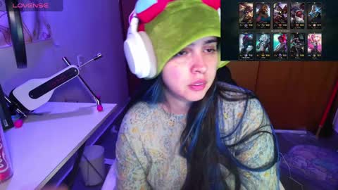 Im Violet online show from 01/25/25, 06:55