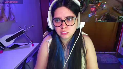 Im Violet online show from 02/08/25, 11:01