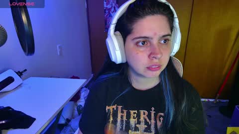 Im Violet online show from 03/08/25, 03:39