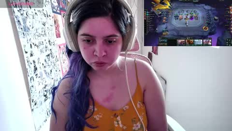 Im Violet online show from 11/07/25, 08:09