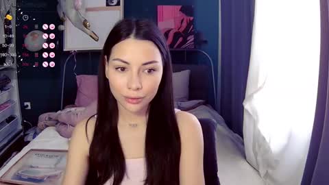 Snapshot of valorant_girl chatting on 05/20/26, 11:16 Little Devil online show from 05/20/26, 11:16