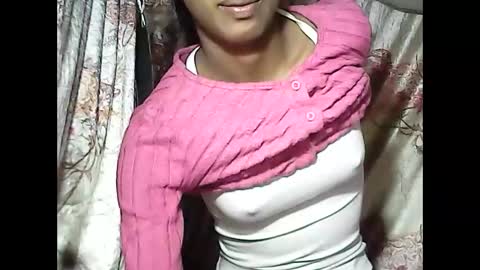 Snapshot of valysexyhot chatting on 05/05/26, 03:58 valysexyhot online show from 05/05/26, 03:58