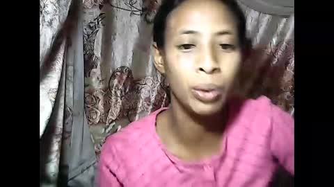 Snapshot of valysexyhot chatting on 05/06/26, 05:35 valysexyhot online show from 05/06/26, 05:35