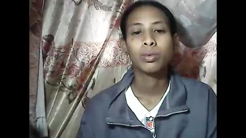Snapshot of valysexyhot chatting on 05/15/26, 07:04 valysexyhot online show from 05/15/26, 07:04
