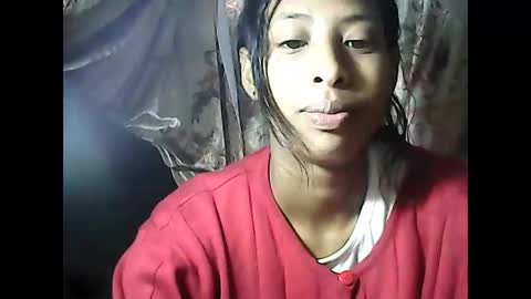 Snapshot of valysexyhot chatting on 05/18/26, 04:40 valysexyhot online show from 05/18/26, 04:40
