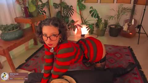      online show from 10/30/25, 09:59