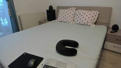 valyvalisimo online show from 01/19/26, 06:50