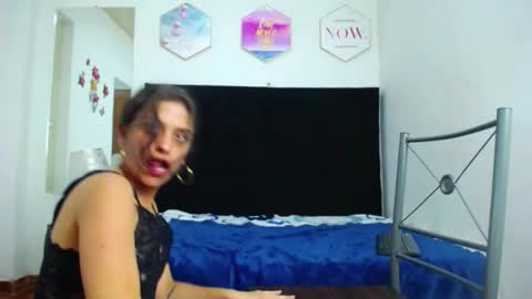 amara online show from 10/24/25, 02:52