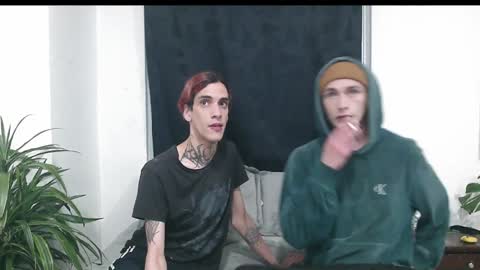 Snapshot of vamp_noah chatting on 12/27/24, 03:42 Vamp Noah and Dan online show from 12/27/24, 03:42