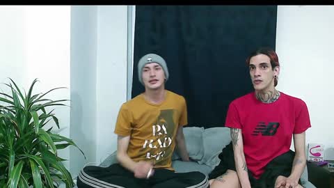 Snapshot of vamp_noah chatting on 01/04/25, 01:31 Vamp Noah and Dan online show from 01/04/25, 01:31