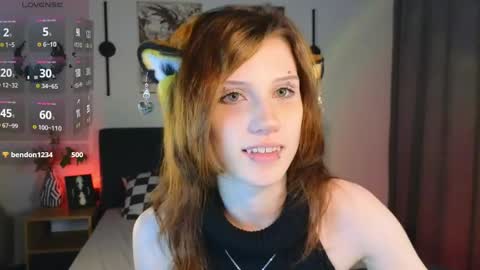 Snapshot of vampi_queen chatting on 05/23/26, 08:24 Vampi online show from 05/23/26, 08:24
