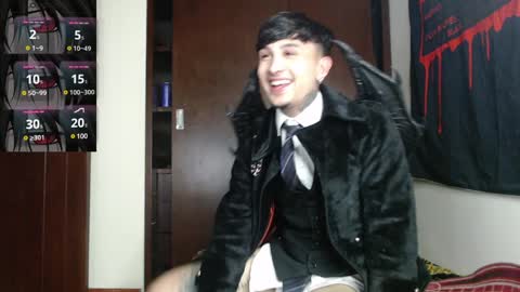 david guzman i model independenthelp me with a thumbs up online show from 01/09/25, 11:45