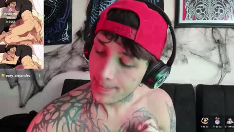 david guzman i model independenthelp me with a thumbs up online show from 10/23/25, 04:28