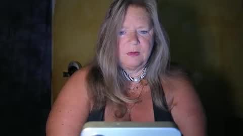 vampwoman online show from 05/08/26, 05:57