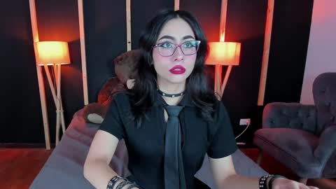 vampy_dolll online show from 01/17/25, 12:52