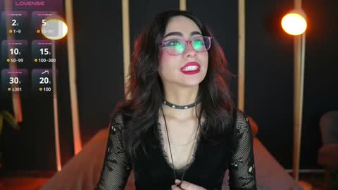 vampy_dolll online show from 01/30/25, 11:02