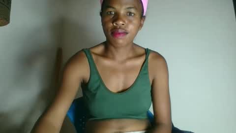 vanafiry online show from 04/24/26, 12:07