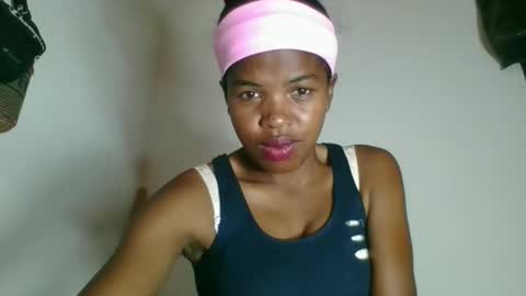 vanafiry online show from 04/25/26, 07:22