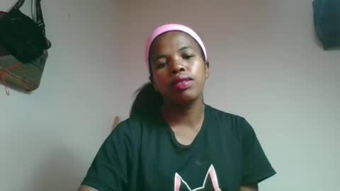 vanafiry online show from 04/26/26, 08:23