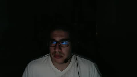 Snapshot of vancoserx111 chatting on 05/19/26, 03:24 vancoserx111 online show from 05/19/26, 03:24