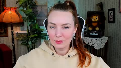 Vanda online show from 12/15/24, 10:28