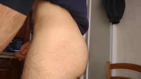 vandik669 online show from 12/19/25, 01:40