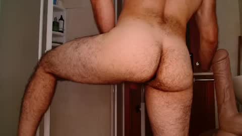 Snapshot of vandik669 chatting on 07/10/26, 01:03 vandik669 online show from 07/10/26, 01:03