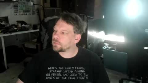 Snapshot of vandonh chatting on 09/30/25, 09:09 vandonh online show from 09/30/25, 09:09