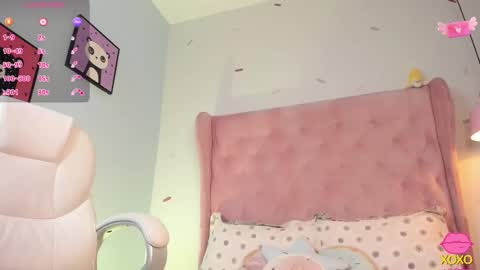 vanelope_evans_ online show from 11/30/25, 12:42