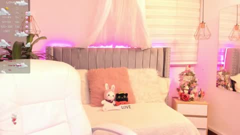 vanesa_moon_ online show from 12/16/24, 11:50