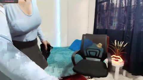 Vanesa online show from 04/08/26, 12:49