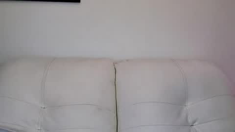 Snapshot of vanesam chatting on 06/23/26, 04:32 vanessa and samantha online show from 06/23/26, 04:32
