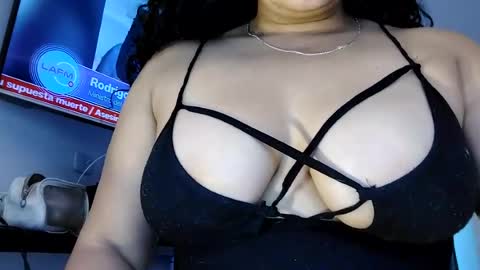 Snapshot of vanesam chatting on 06/30/26, 12:06 vanessa and samantha online show from 06/30/26, 12:06