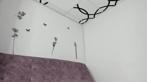 Vanessa online show from 10/14/25, 12:50