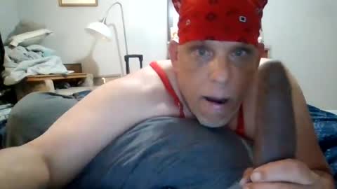 Snapshot of vanessa3211 chatting on 08/09/26, 07:46 greeneyebandit online show from 08/09/26, 07:46