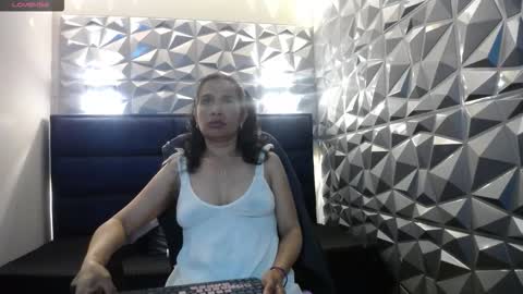 Snapshot of vanessa_7_ chatting on 09/15/25, 07:36 Vanessa online show from 09/15/25, 07:36