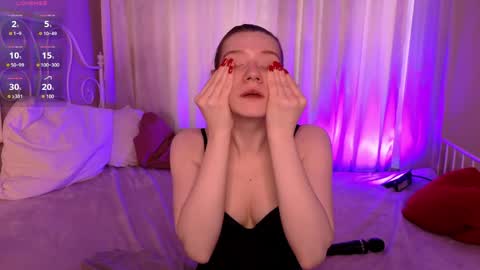 Vanessa online show from 04/21/26, 12:00