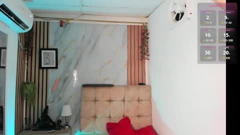 Snapshot of vanessa_jenner chatting on 06/02/26, 10:12 vanessa_jenner online show from 06/02/26, 10:12