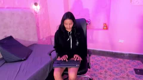 Vanessa online show from 03/07/26, 12:46