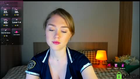 Snapshot of vanessa_maes chatting on 12/12/24, 10:42 Vanessa Maes online show from 12/12/24, 10:42