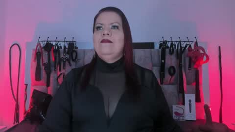 Vanessa online show from 11/24/25, 11:54