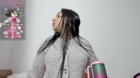 vanessaadol online show from 01/05/25, 12:31