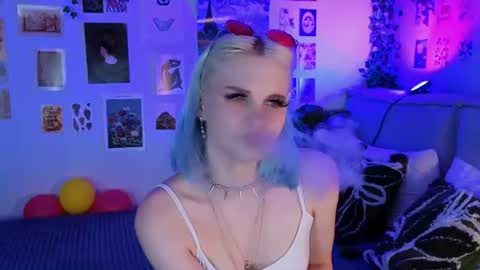 Snapshot of vanessaaustin chatting on 07/01/26, 02:51 Vanessa online show from 07/01/26, 02:51