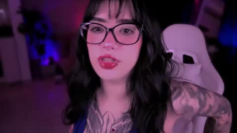 Snapshot of vanessablackrose chatting on 07/16/26, 03:23 Vanessa online show from 07/16/26, 03:23